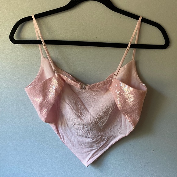 Princess Polly “Simple Touch Top” Pink Sequin - Picture 3 of 5